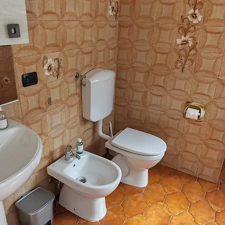 Апартаменты Oleggio Apartment Оледжо