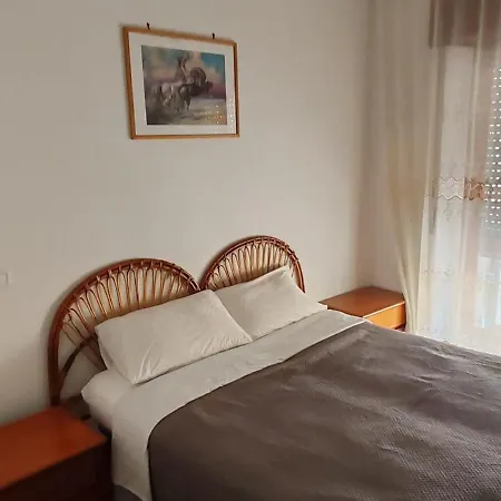 Oleggio Apartment 公寓 *