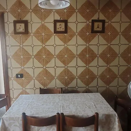 Oleggio Apartment