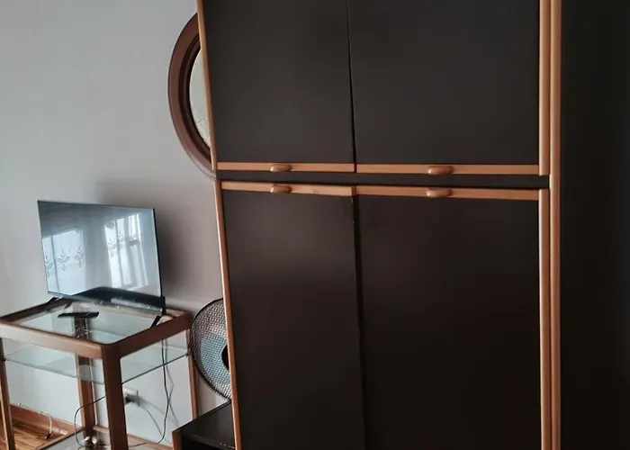 Oleggio Apartment オレッジョ