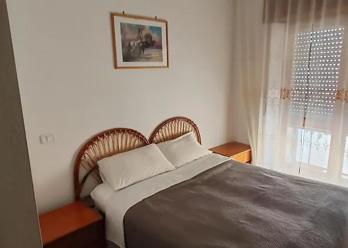 Oleggio Apartment דירה *